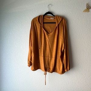 Loose-fitting hoodie. Thin material, perfect for upcoming cozy fall weather